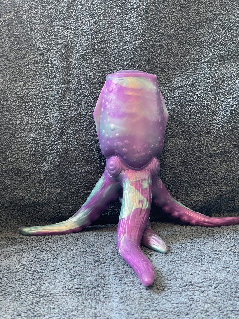 domlust-octopus-full-profile