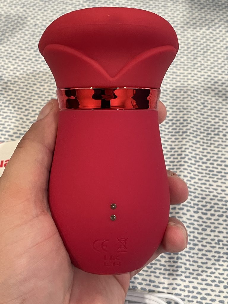sohimi-lips-tongue-charger-magnetic