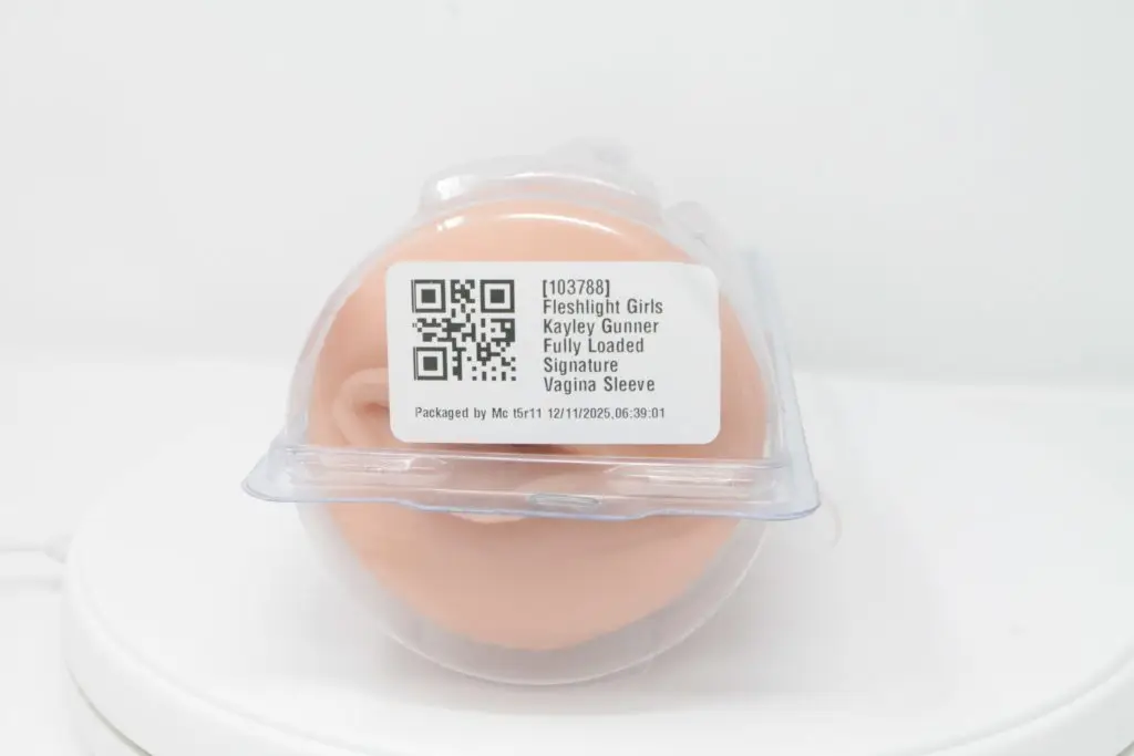 fleshlight-kayley-gunner-box