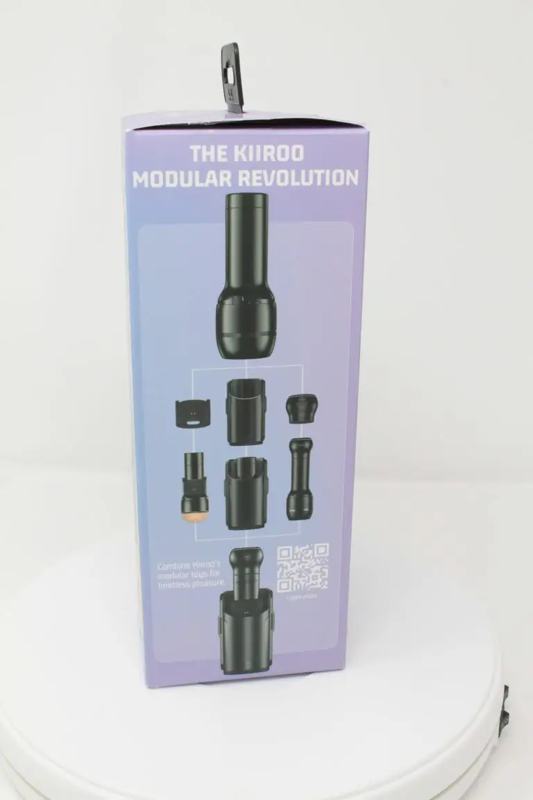 kiiroo-leigh-raven-box-left-alternate